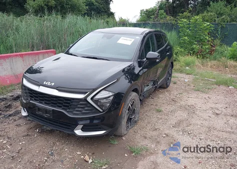 2023 Kia Sportage Lx z USA, uszkodzony, nr VIN KNDPU3AF9P7042644